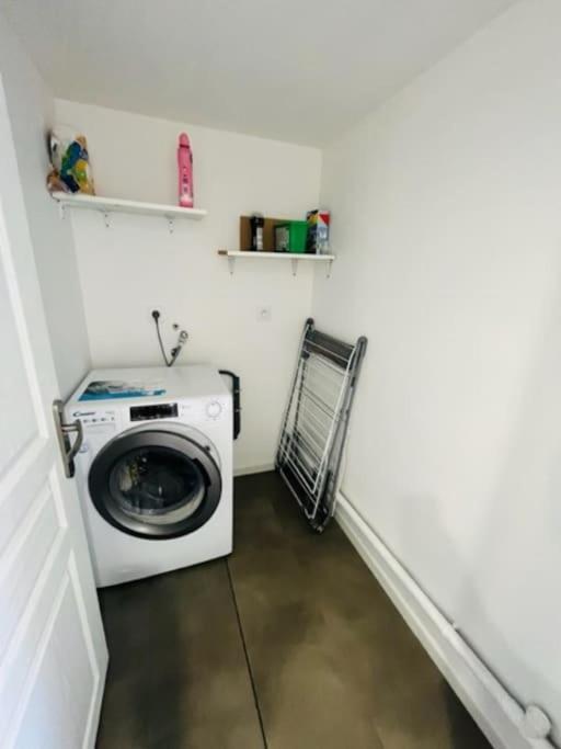 Entre Vienne Et Lyon Appartement En Rez-De-Jardin Saint-Symphorien-dʼOzon Екстериор снимка